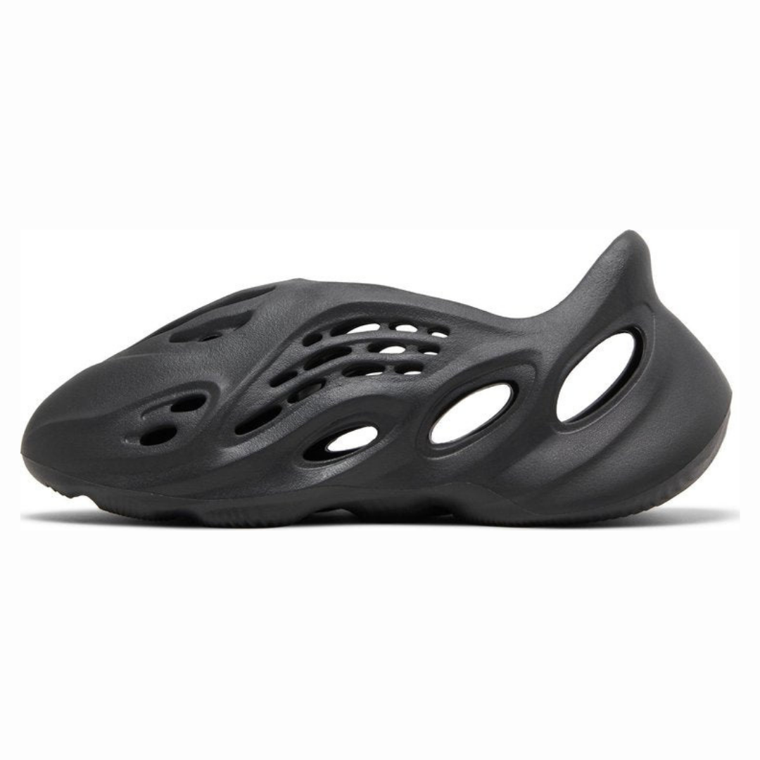 Yeezy Foam RNNR Sneakers